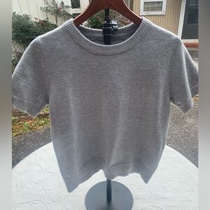 New never worn Gray Short Sleeve Sweater